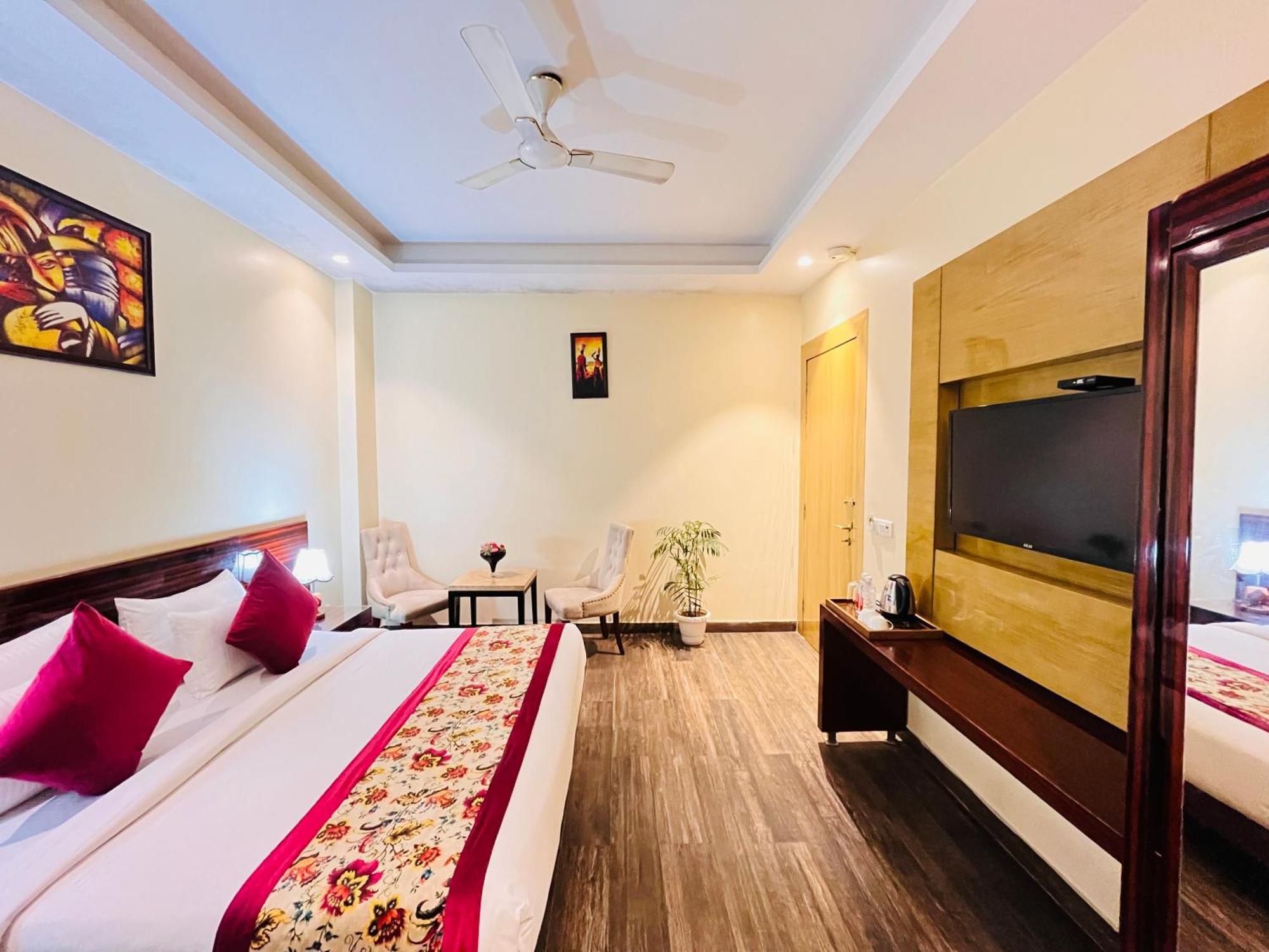 Hotel Banz Near Indira Gandhi Airport Delhi New Delhi Exteriör bild
