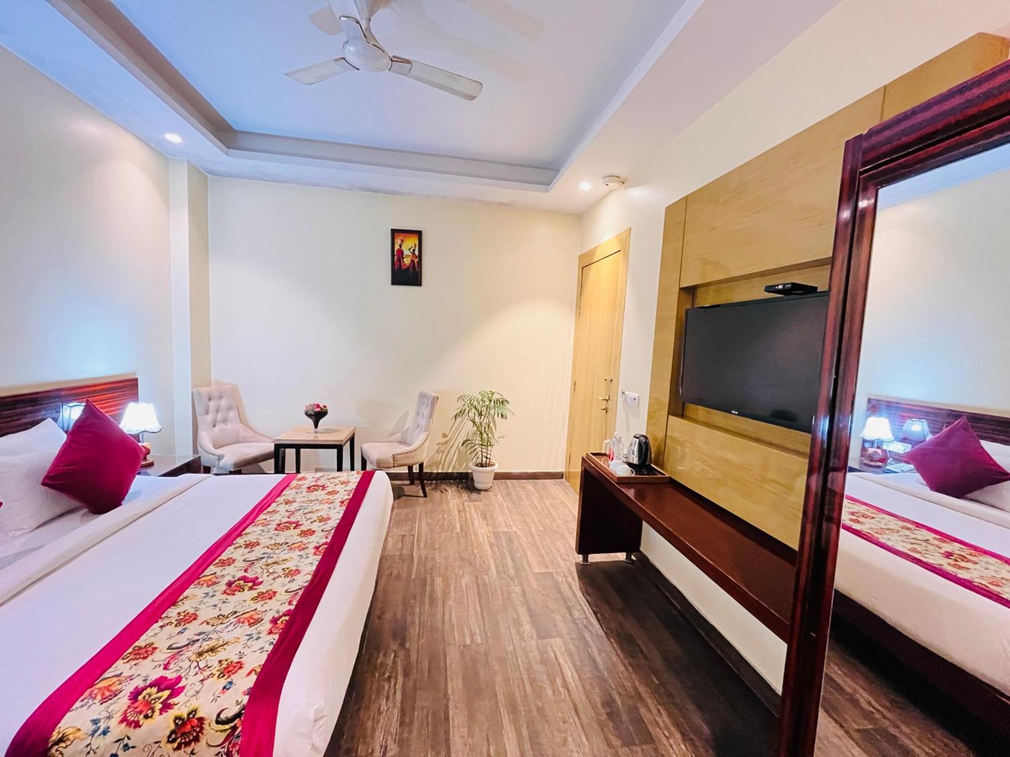Hotel Banz Near Indira Gandhi Airport Delhi New Delhi Exteriör bild