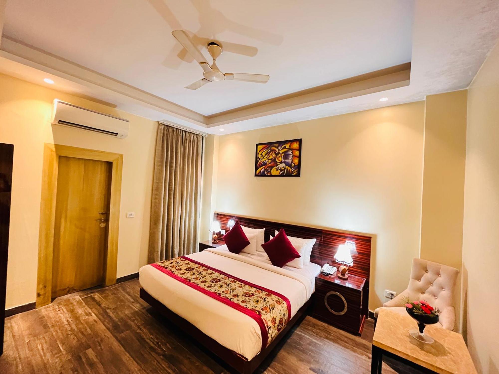 Hotel Banz Near Indira Gandhi Airport Delhi New Delhi Exteriör bild