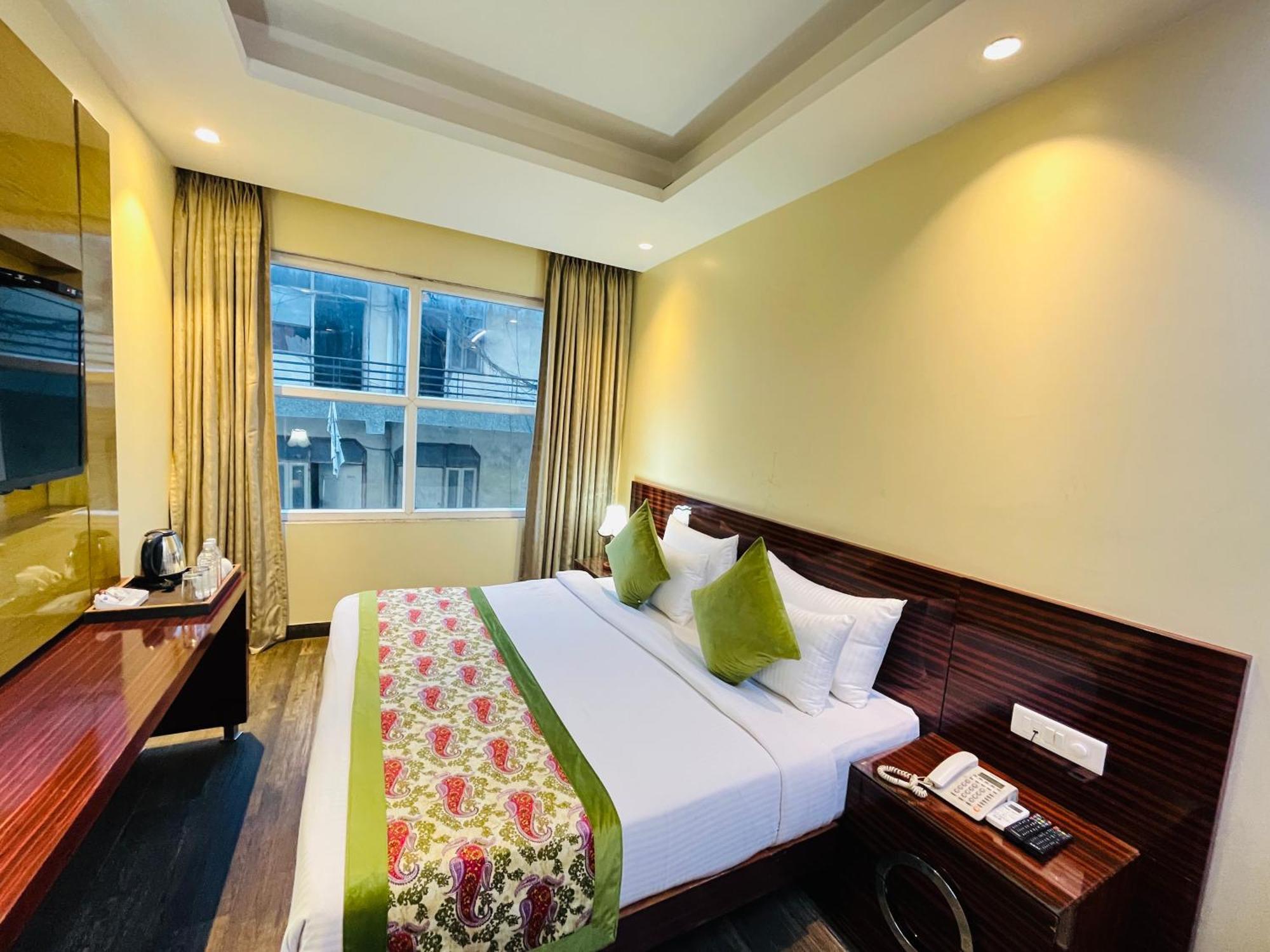Hotel Banz Near Indira Gandhi Airport Delhi New Delhi Exteriör bild