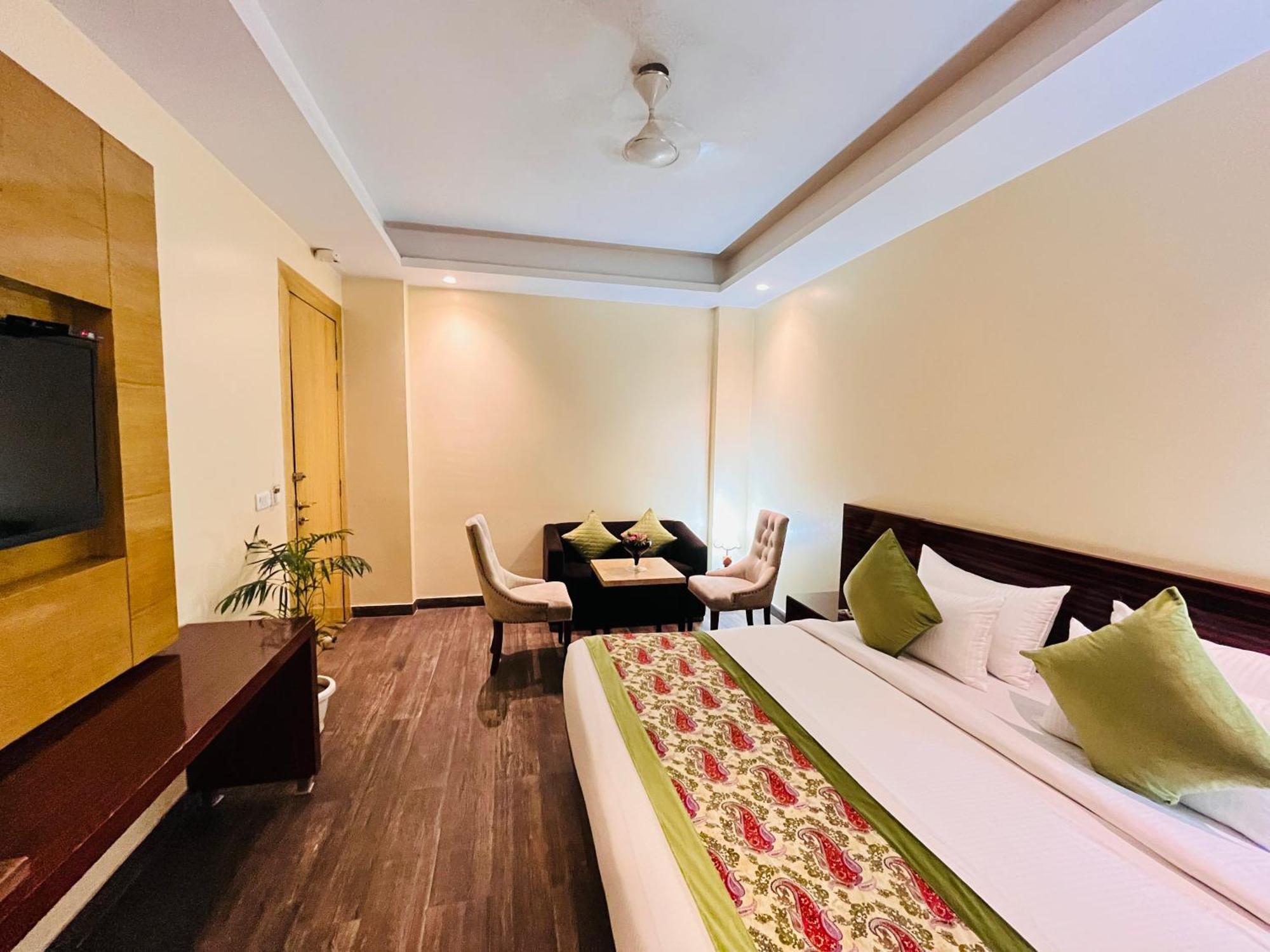 Hotel Banz Near Indira Gandhi Airport Delhi New Delhi Exteriör bild